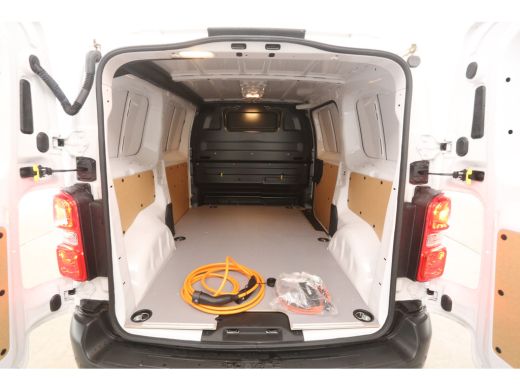 Toyota ProAce 75 kWh Long Range L2H1 | NIEUW | Snelladen | SOH 97% | Virtual | Airco | Camera | Cruise | 3 Zits... ActivLease financial lease