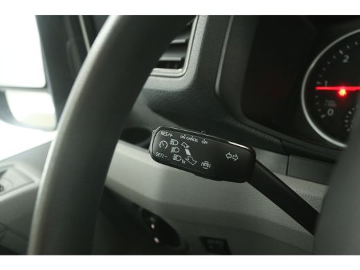 Volkswagen Crafter 2.0 TDI L3H2 177PK | 3000KG Trekgew. | Trekhaak | Cruise | Carplay | Navi | 2xSchuifdeur ActivLease financial lease