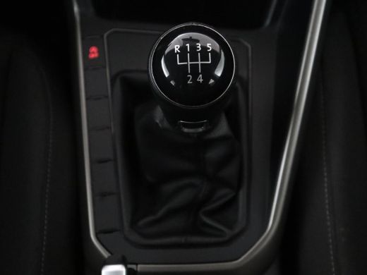 Volkswagen Polo | Adaptive cruise | Airco | Camera | Park assist | Carplay | LED ActivLease financial lease