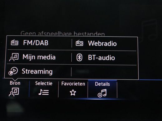 Volkswagen Polo | Adaptive cruise | Airco | Camera | Park assist | Carplay | LED ActivLease financial lease