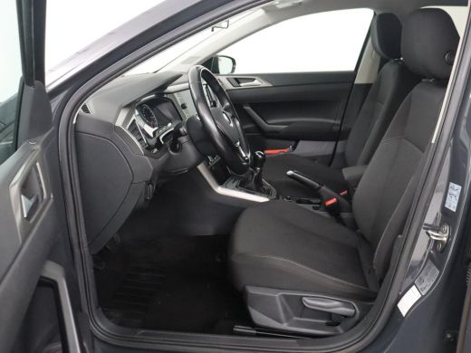 Volkswagen Polo | Adaptive cruise | Airco | Camera | Park assist | Carplay | LED ActivLease financial lease