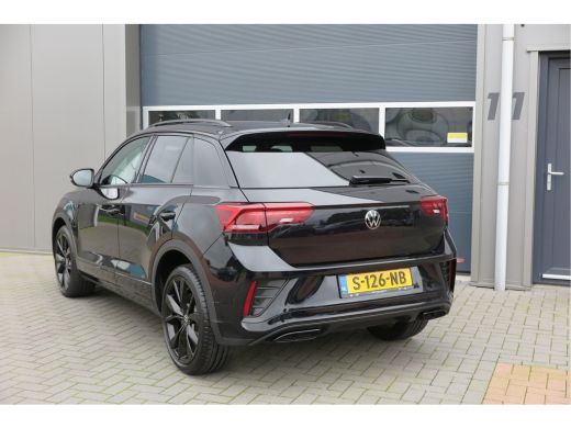 Volkswagen T-Roc 1.5 TSI 150pk DSG R-Line Black Style Virtual cockpit , Keyless, PDC , 19"LMV, Camera , Carplay, L... ActivLease financial lease