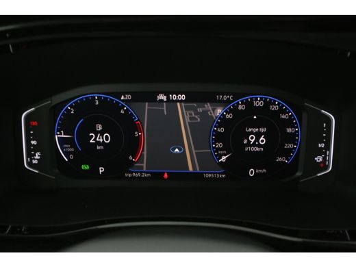 Volkswagen Transporter 2.0 TDI Bulli L2H1 Leighton Edition 204PK | Dubbele Cabine | Automaat | Virtual | Airco | Camera ... ActivLease financial lease
