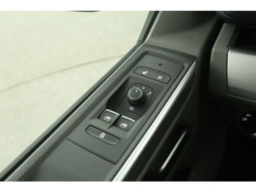 Volkswagen Transporter 2.0 TDI Bulli L2H1 Leighton Edition 204PK | Dubbele Cabine | Automaat | Virtual | Airco | Camera ... ActivLease financial lease