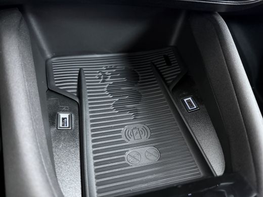 Alfa Romeo Junior Ibrida ActivLease financial lease