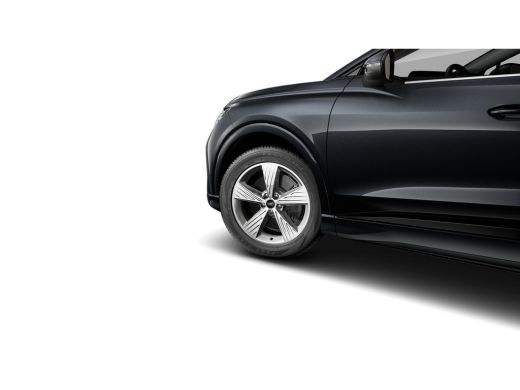 Audi Q4 e-tron Edition | Achterklep, automatisch bedienbaar | Aluminium optiek in het interieur | Audi sound system ActivLease financial lease