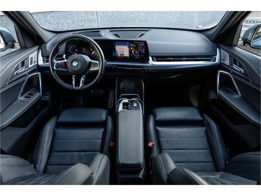 BMW X1 xDrive30e M Sport Pano / Leder / Harman Kardon / 360 camera / Head-up / Massage stoel / ActivLease financial lease