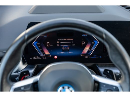 BMW X1 xDrive30e M Sport Pano / Leder / Harman Kardon / 360 camera / Head-up / Massage stoel / ActivLease financial lease