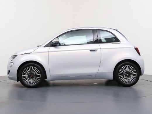 Fiat 500 ICON | 10,25" touchscreen radio met Bluetooth, DAB & USB | Automatische airconditioning | Isofix ... ActivLease financial lease