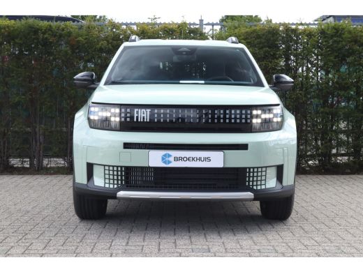 Fiat Grande Panda Icon | 10,25" touchscreen radio met Bluetooth, DAB & USB | Airconditioning handmatig | Cruise Con... ActivLease financial lease
