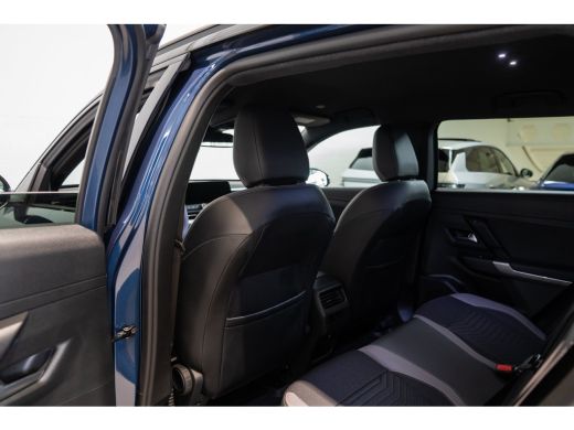 Jeep Compass Summit | Privacy Glass ActivLease financial lease