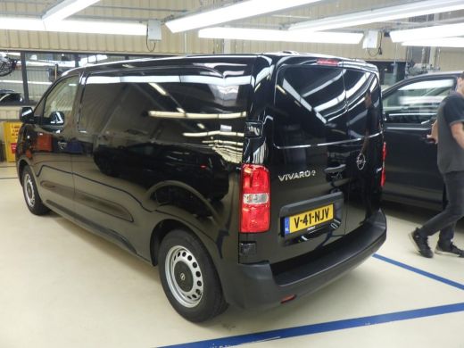 Opel Vivaro-e L2 75 kWh | tot 8 jaar Garantie | Navi by app | Comfortwand | | 11 kW lader | 2 zitplaatsen recht... ActivLease financial lease