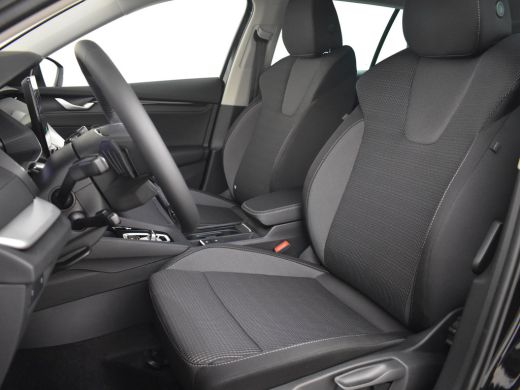 Skoda Octavia Combi Business Edition Plus | Achteruitrijcamera | Chromen grille | Driving mode select ActivLease financial lease