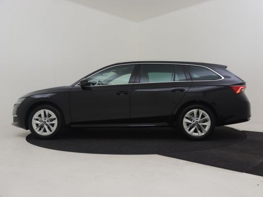 Skoda Octavia Combi Business Edition Plus | Achteruitrijcamera | Chromen grille | Driving mode select ActivLease financial lease