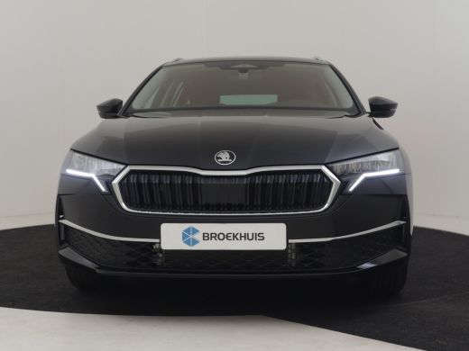 Skoda Octavia Combi Business Edition Plus | Achteruitrijcamera | Chromen grille | Driving mode select ActivLease financial lease