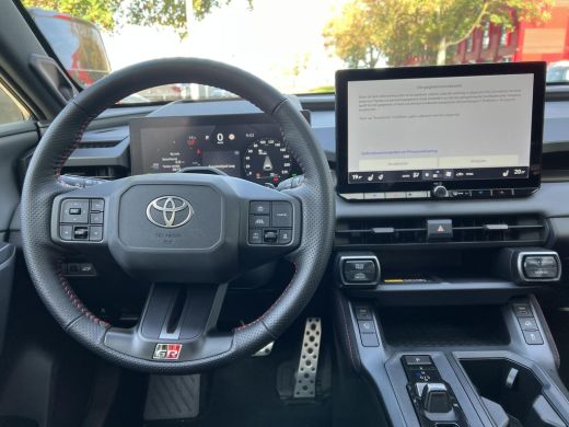 Toyota RAV4 2.5 Plug-in Hybrid AWD 300 GR Sport | 06-10141018 Voor meer informatie ActivLease financial lease