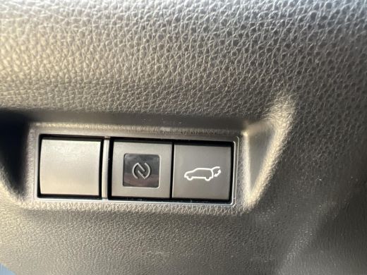 Toyota RAV4 2.5 Plug-in Hybrid AWD 300 GR Sport | 06-10141018 Voor meer informatie ActivLease financial lease