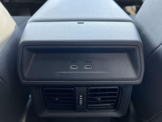 Toyota RAV4 2.5 Plug-in Hybrid AWD 300 GR Sport | 06-10141018 Voor meer informatie ActivLease financial lease