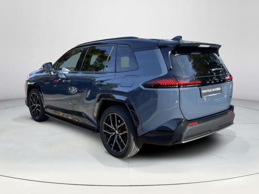Toyota RAV4 2.5 Plug-in Hybrid AWD 300 GR Sport | 06-10141018 Voor meer informatie ActivLease financial lease