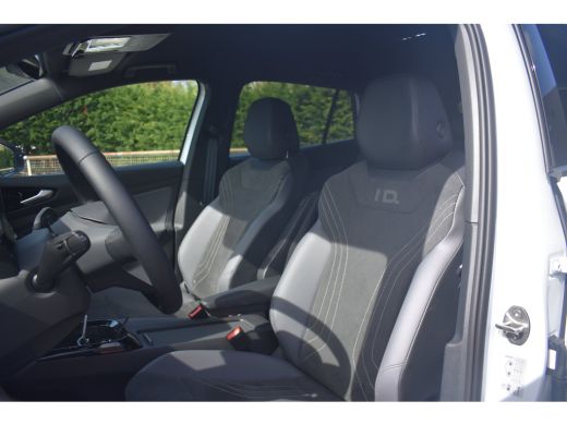 Volkswagen ID.4 Pro Limited Edition | 'App-Connect' draadloze smartphone integratie | Achterbank in ongelijke del... ActivLease financial lease