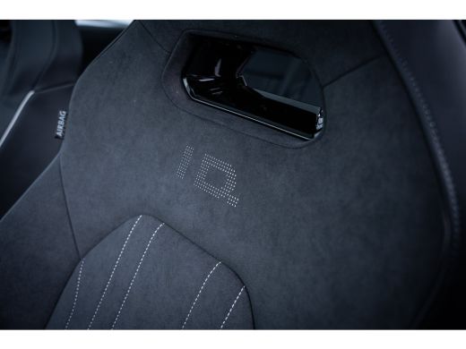 Volkswagen ID.4 Pro Limited Edition Plus | 'App-Connect' draadloze smartphone integratie | Achterbank in ongelijk... ActivLease financial lease
