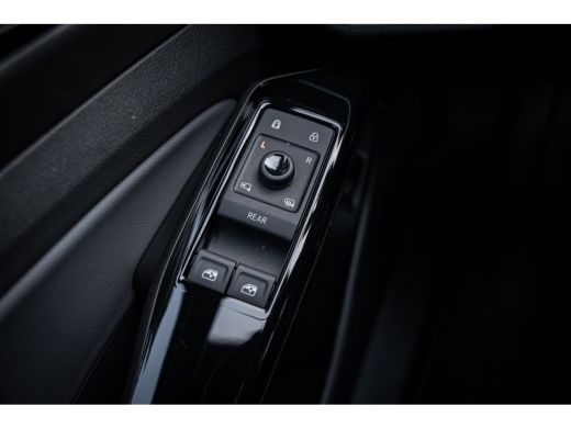 Volkswagen ID.4 Pro Limited Edition Plus | 'App-Connect' draadloze smartphone integratie | Achterbank in ongelijk... ActivLease financial lease