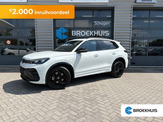 Volkswagen Tiguan R-Line Edition - eHybrid | 'App-Connect' draadloze smartphone integratie | Automatische afstandsr... ActivLease financial lease