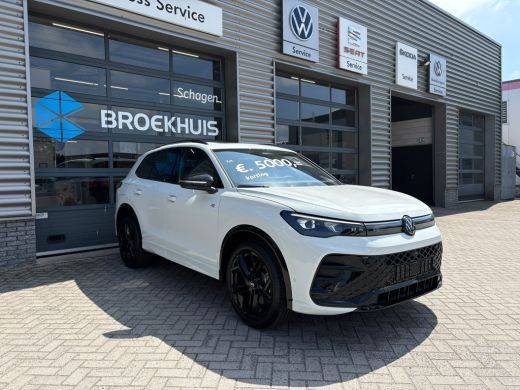 Volkswagen Tiguan R-Line Edition - eHybrid | 'App-Connect' draadloze smartphone integratie | Automatische afstandsr... ActivLease financial lease