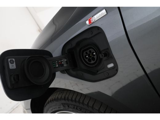 Audi A3 Sportback 40 TFSI e Edition S-line, Virtual, Leder Climate, ActivLease financial lease