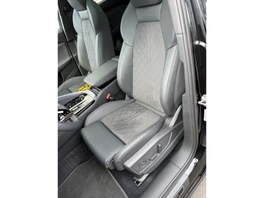 Audi Q5 2.0 TFSI e-hybrid quattro S edition Competition Pano-ACC-367PK-Keyless-Matrix-Trekhaak-Pass scher... ActivLease financial lease