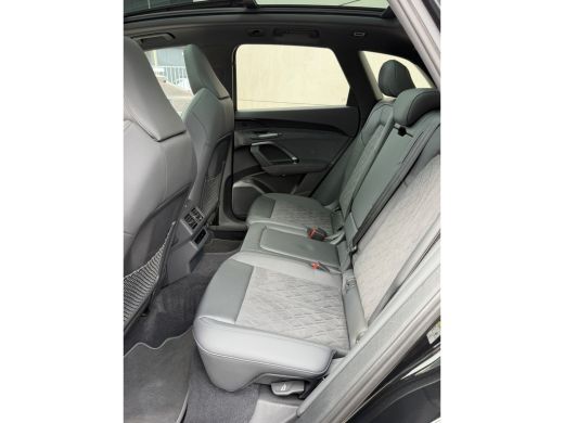 Audi Q5 2.0 TFSI e-hybrid quattro S edition Competition Pano-ACC-367PK-Keyless-Matrix-Trekhaak-Pass scher... ActivLease financial lease