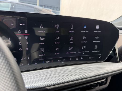 Audi Q5 2.0 TFSI e-hybrid quattro S edition Competition Pano-ACC-367PK-Keyless-Matrix-Trekhaak-Pass scher... ActivLease financial lease