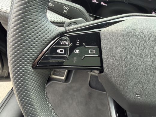 Audi Q5 2.0 TFSI e-hybrid quattro S edition Competition Pano-ACC-367PK-Keyless-Matrix-Trekhaak-Pass scher... ActivLease financial lease