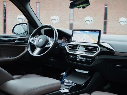 BMW iX3 High Executive 80 kWh M Sport | SoH 99% ActivLease financial lease