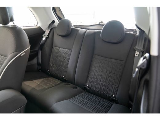 Fiat 500 Urban 42 kWh l Apple Car Play l Android l Camera l Leder Multi Stuur l Cr Control l Climate Contr... ActivLease financial lease