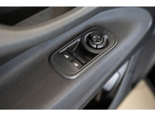 Fiat 500 Urban 42 kWh l Apple Car Play l Android l Camera l Leder Multi Stuur l Cr Control l Climate Contr... ActivLease financial lease
