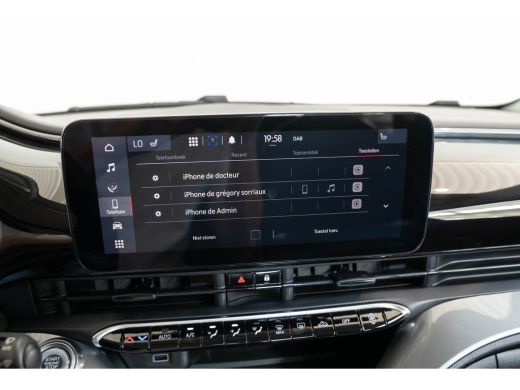 Fiat 500 Urban 42 kWh l Apple Car Play l Android l Camera l Leder Multi Stuur l Cr Control l Climate Contr... ActivLease financial lease