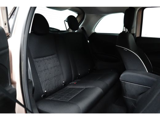 Fiat 500e 3+1 Icon 42 kWh 118 pk | Stoelverwarming | 16 inch LM-Velgen | Apple Carplay | ActivLease financial lease