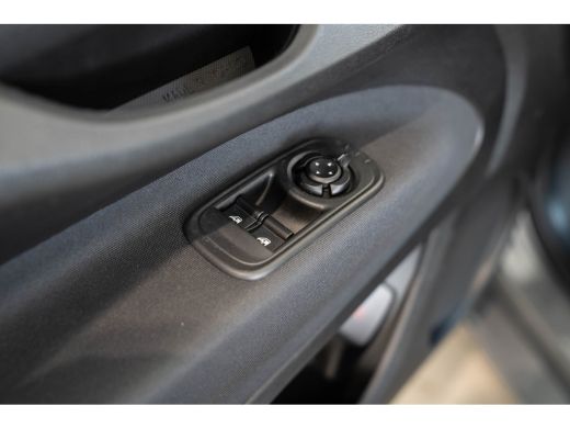 Fiat 500e Icon 42 kWh | Camera | Stoelverwarming | Apple Carplay & Android Auto | Parkeersensoren | Lichtme... ActivLease financial lease