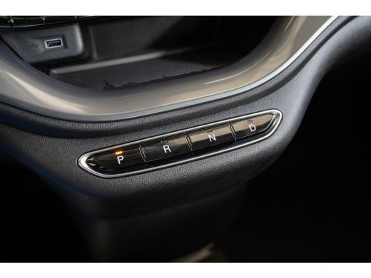Fiat 500e Icon 42 kWh | Camera | Stoelverwarming | Apple Carplay & Android Auto | Parkeersensoren | Lichtme... ActivLease financial lease