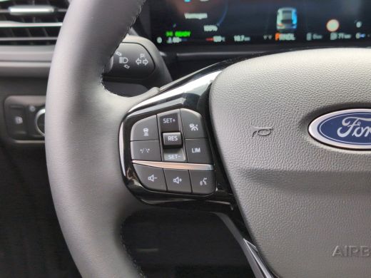 Ford Kuga 2.5 PHEV Titanium | Achterbank verwarmd | Achteruitrijcamera | All Weather banden ActivLease financial lease