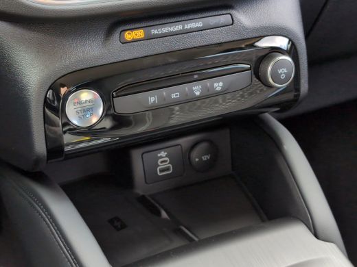 Ford Kuga 2.5 PHEV Titanium | Achterbank verwarmd | Achteruitrijcamera | All Weather banden ActivLease financial lease
