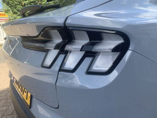 Ford Mustang Mach-E Mach-E Extended Premium RWD 88 kWh | Nieuw Model | Extened Range |  Panoramadak | B&O Audio | Ele... ActivLease financial lease