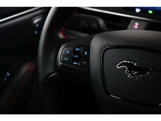 Ford Mustang Mach-E Mach-E Extended Range AWD 98KWh 351pk | Afn. Trekhaak | Panoramadak | B&O Audio | Matrix Led | Fu... ActivLease financial lease