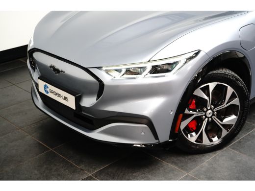 Ford Mustang Mach-E Mach-E Extended Range AWD 98KWh 351pk | Afn. Trekhaak | Panoramadak | B&O Audio | Matrix Led | Fu... ActivLease financial lease