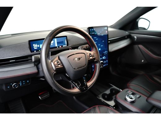 Ford Mustang Mach-E Mach-E Extended Range AWD 98KWh 351pk | Afn. Trekhaak | Panoramadak | B&O Audio | Matrix Led | Fu... ActivLease financial lease