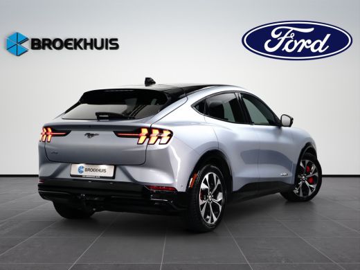 Ford Mustang Mach-E Mach-E Extended Range AWD 98KWh 351pk | Afn. Trekhaak | Panoramadak | B&O Audio | Matrix Led | Fu... ActivLease financial lease