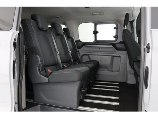 Ford Tourneo Custom Custom 340 Titanium 65 kWh 8-Persoons | Camera | Stoel-/Stuurverwarming | Climate | Cruise | Keyl... ActivLease financial lease