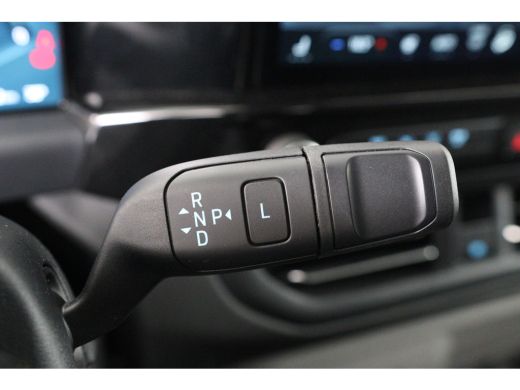 Ford Tourneo Custom Custom 340 Titanium 65 kWh 8-Persoons | Camera | Stoel-/Stuurverwarming | Climate | Cruise | Keyl... ActivLease financial lease