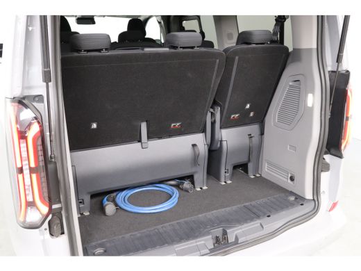 Ford Tourneo Custom Custom 340 Titanium 65 kWh 8-Persoons | Camera | Stoel-/Stuurverwarming | Climate | Cruise | Keyl... ActivLease financial lease